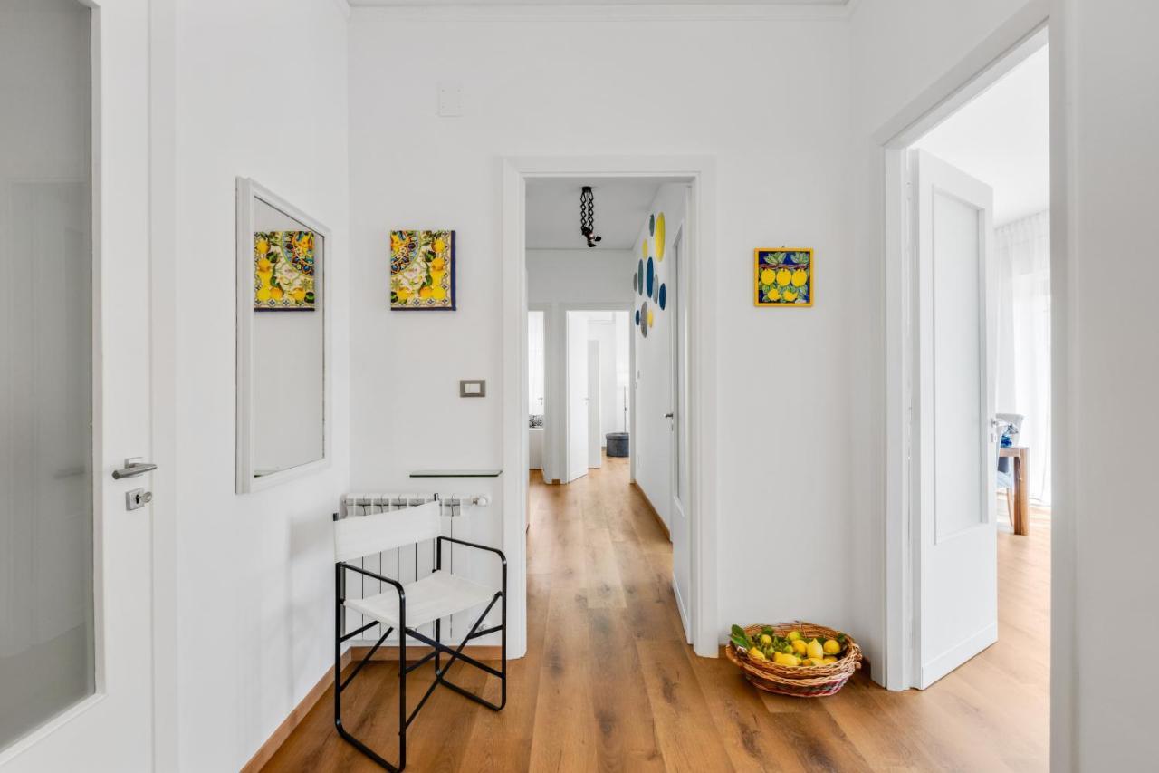 Residenza Dei Poeti - Roomy And Modern Flat 巴勒莫 外观 照片