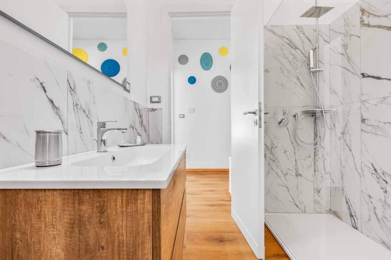 Residenza Dei Poeti - Roomy And Modern Flat 巴勒莫 外观 照片