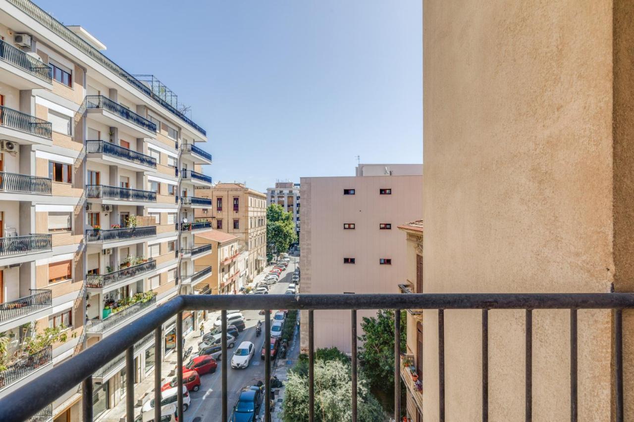 Residenza Dei Poeti - Roomy And Modern Flat 巴勒莫 外观 照片