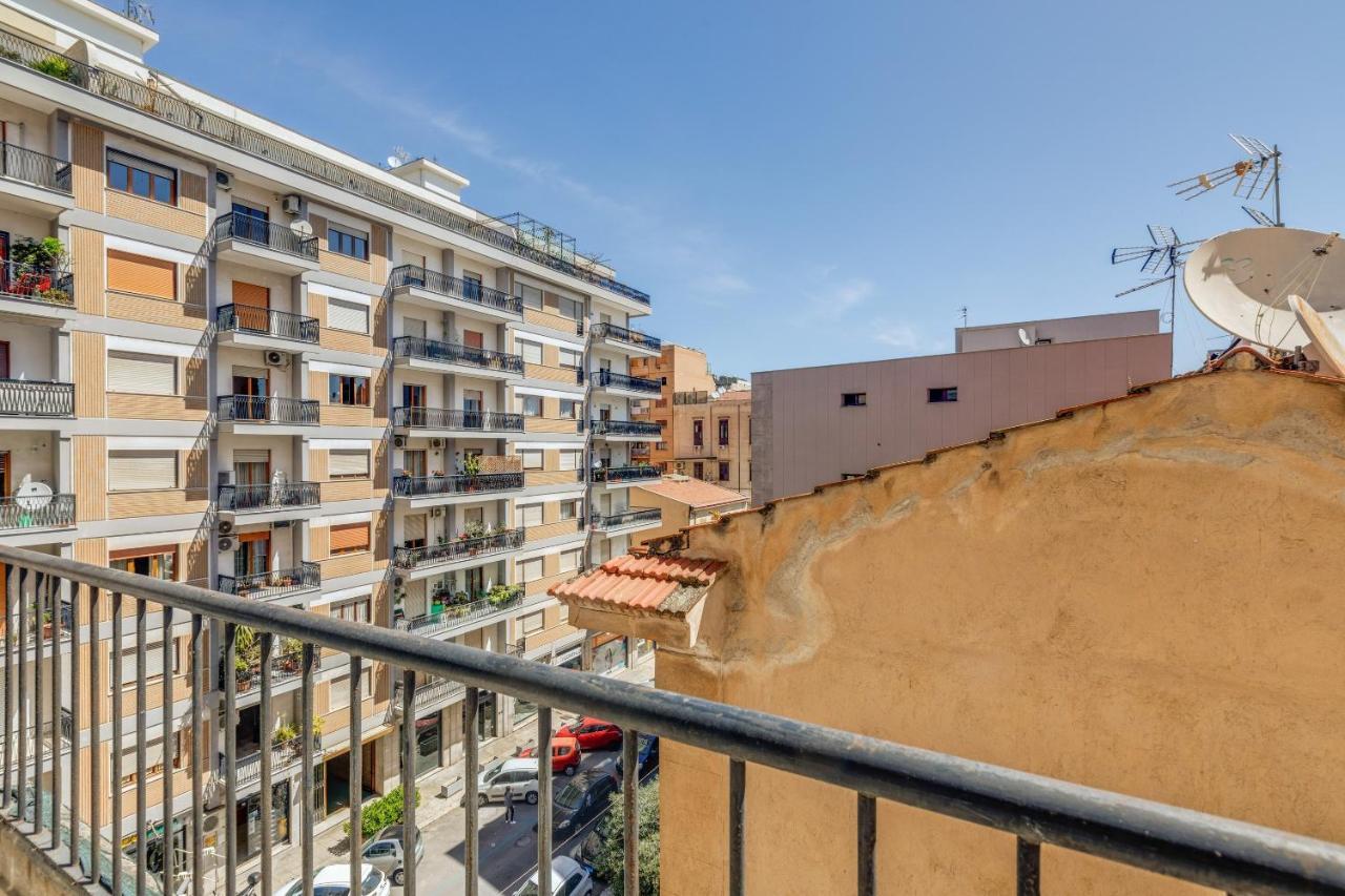 Residenza Dei Poeti - Roomy And Modern Flat 巴勒莫 外观 照片